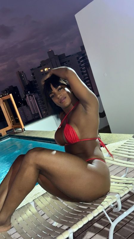 Mirela Lemos 66