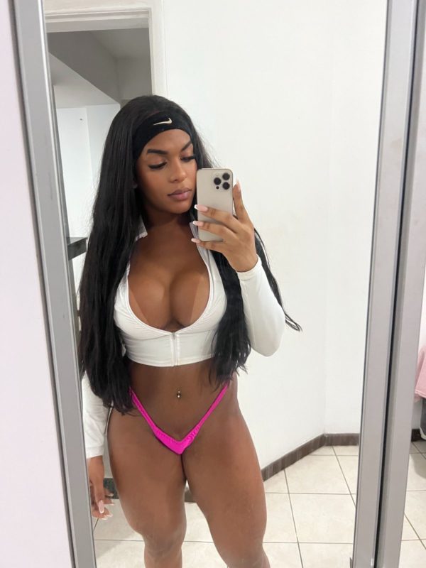 Mirela Lemos 2