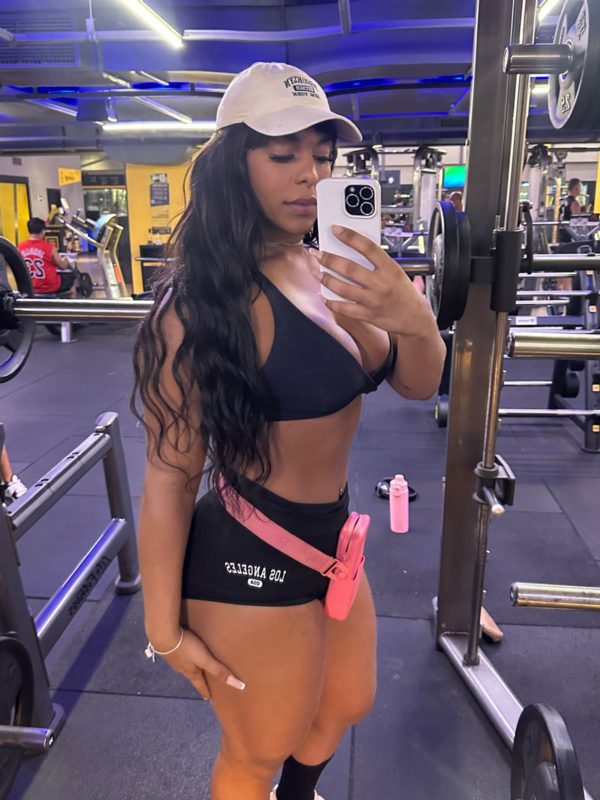 Mirela Lemos 97