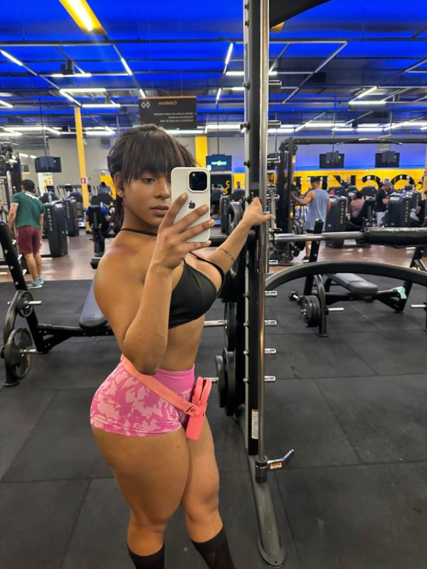 Mirela Lemos 62