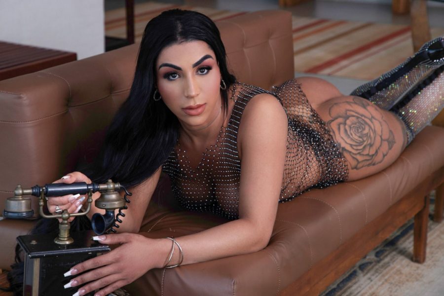 Larissa Gutierrez 4