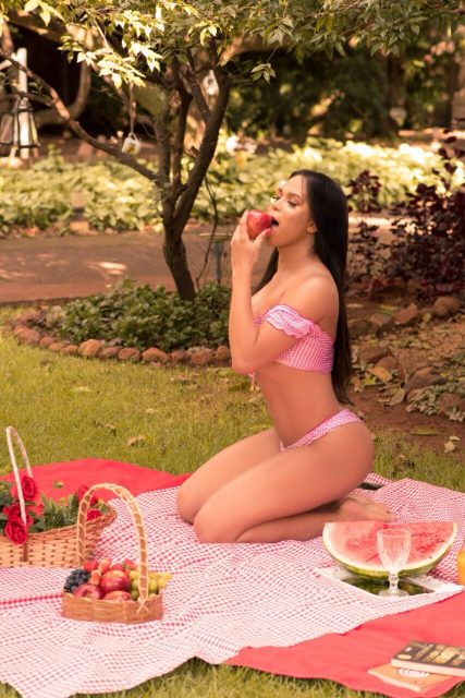 Melissa Martins 27