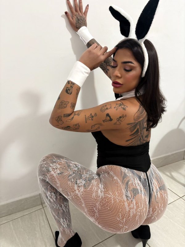 Joyce Lira 5