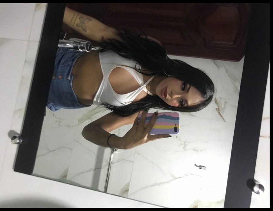 Lorrany Lamour 16