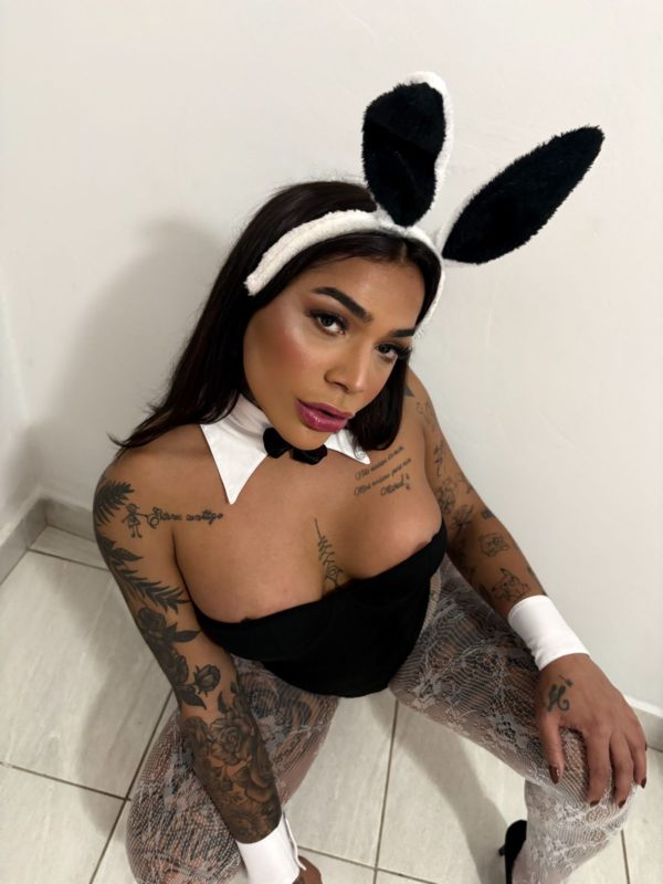 Joyce Lira 6