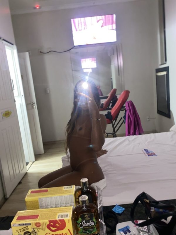 Lorrany Lamour 27