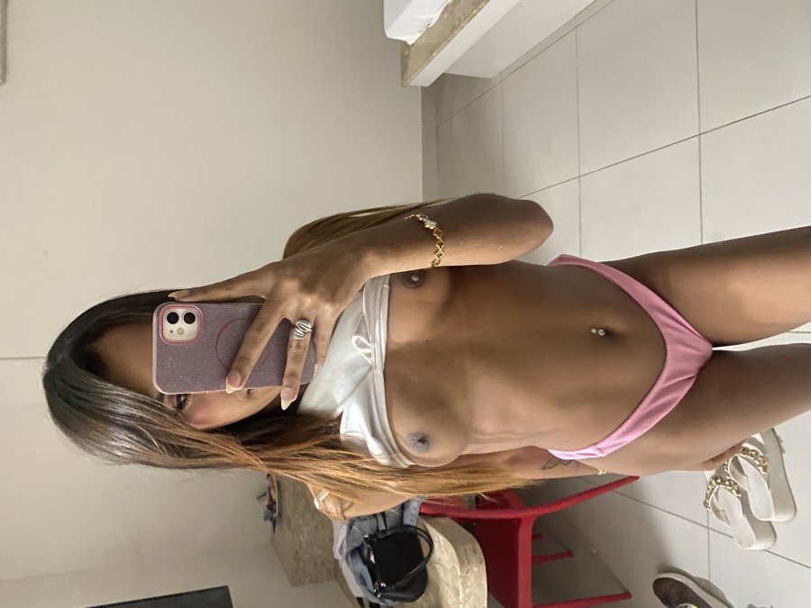 Lorrany Lamour 10