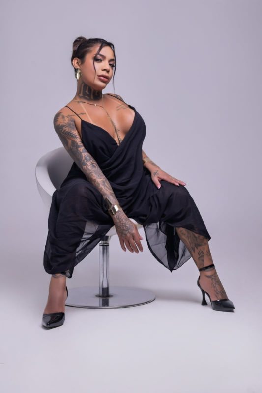 Joyce Lira 22