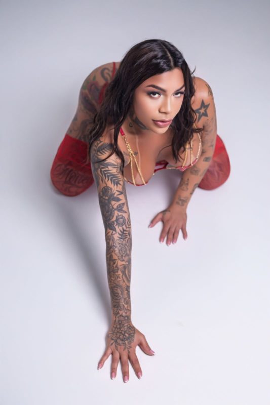 Joyce Lira 13