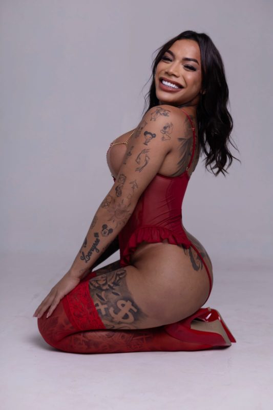 Joyce Lira 11