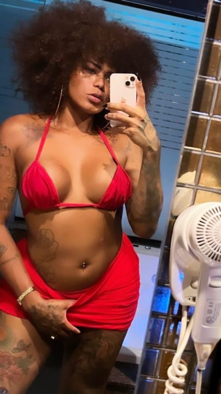 Gabrielli Santos 42