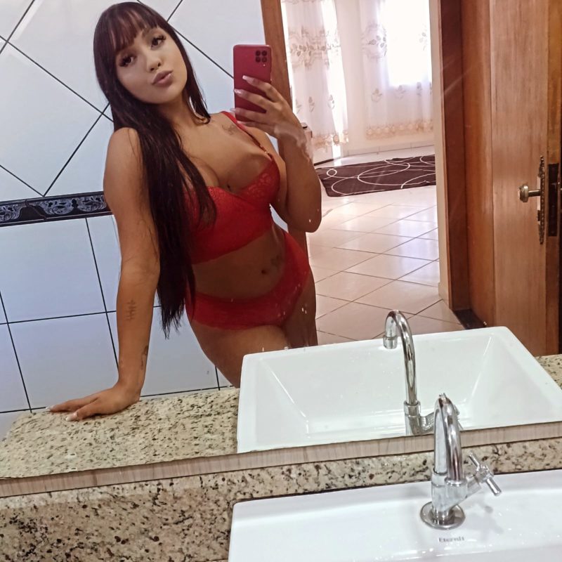 Yasmin Muller 18