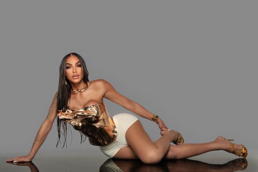 Isis Ann 19