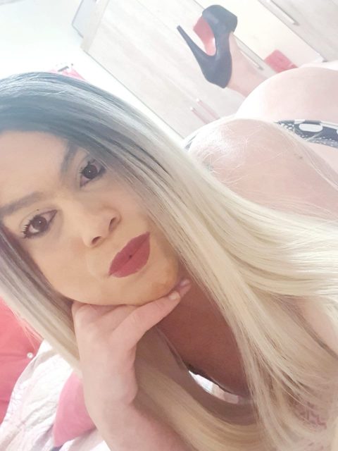 Monique Voolguer 5