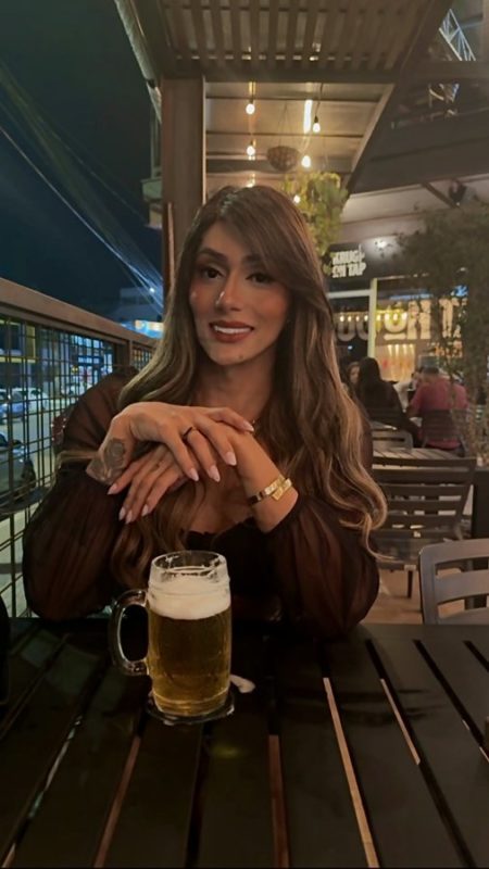 Thaís Souza 19