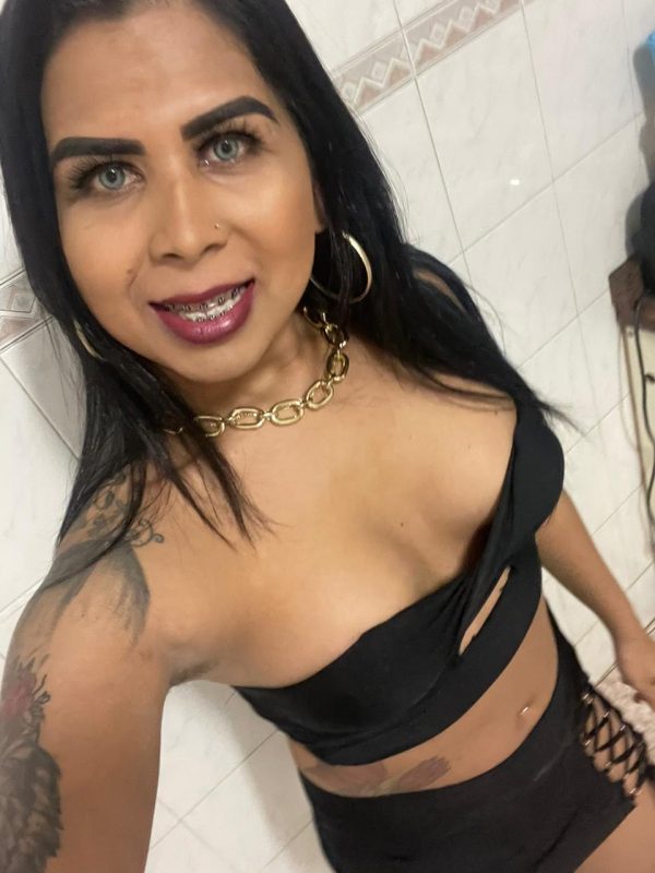 Yasmim Almeida 4