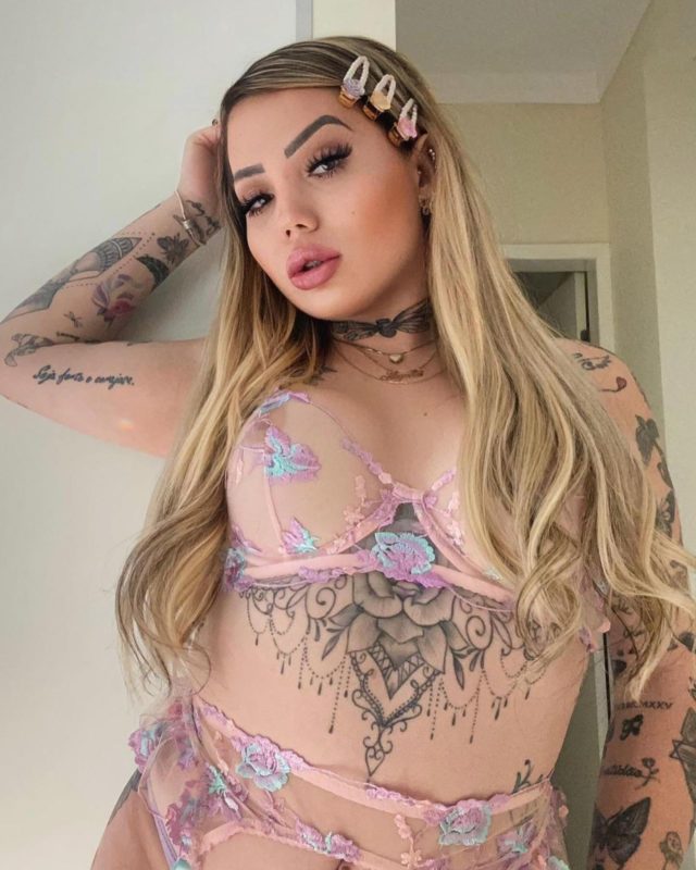 Valentina Riios 67