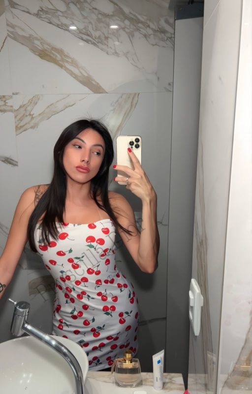 Pryscilla Dior 6