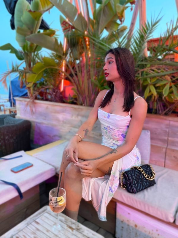 Model Lisa 23