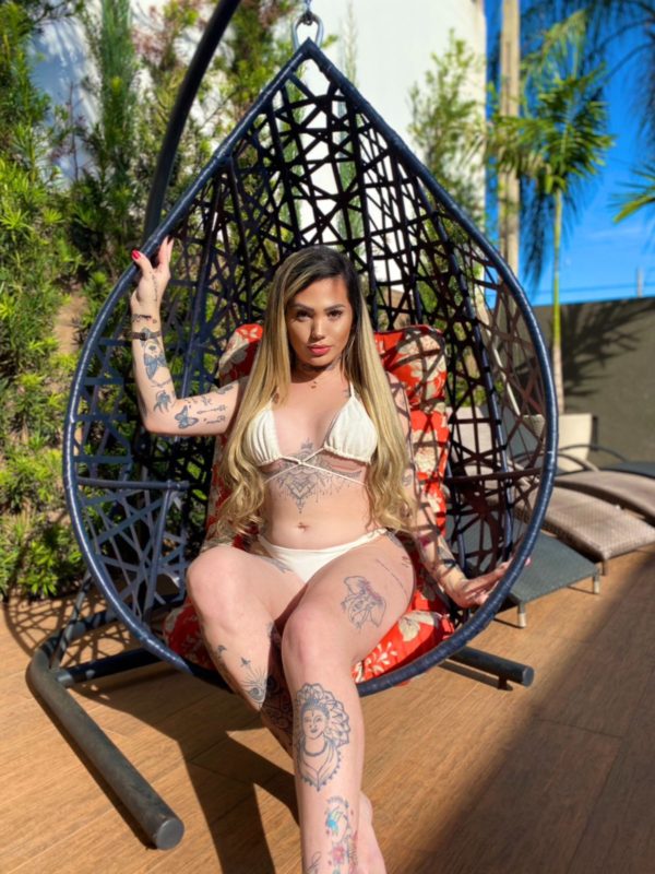Valentina Riios 48