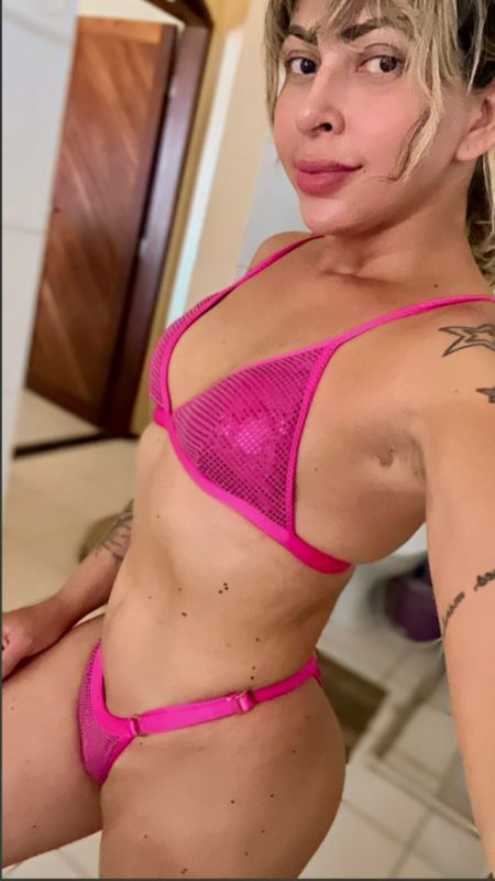 Hellen Maya 27