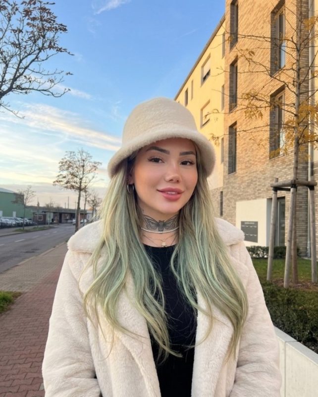 Valentina Riios 30