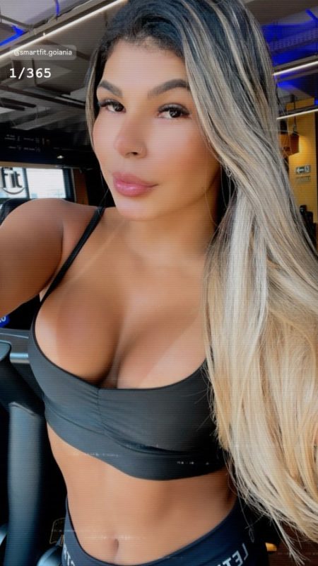 Larissa Campos 9
