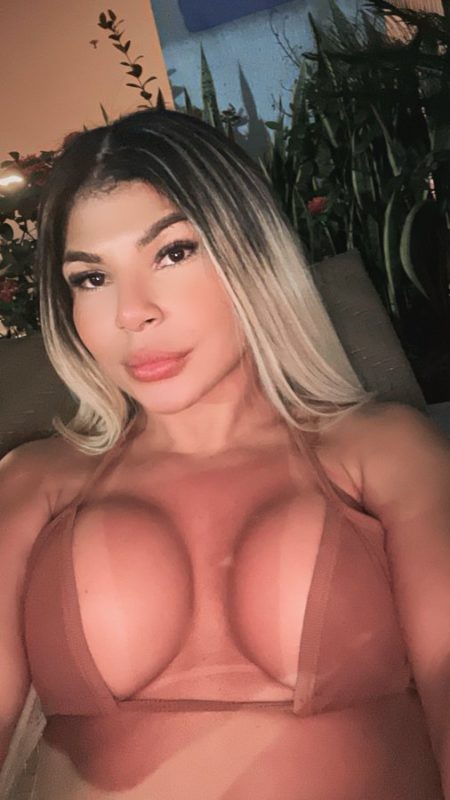 Larissa Campos 8