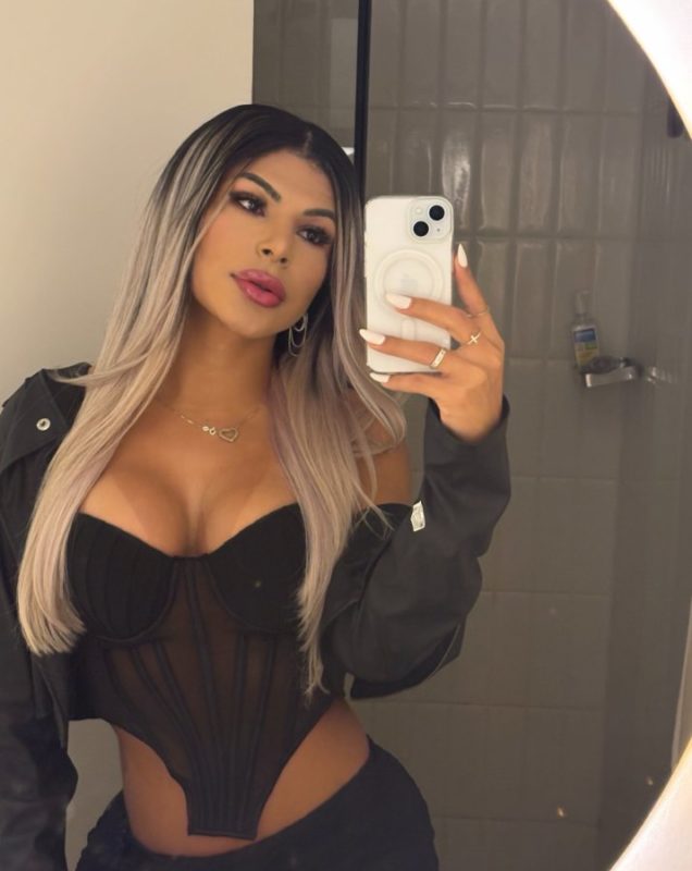Larissa Campos 2