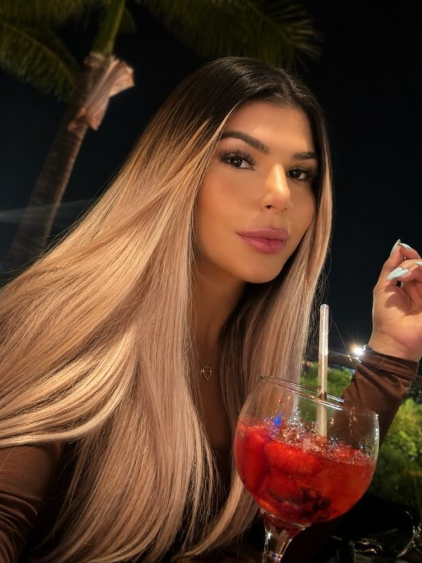 Larissa Campos 4