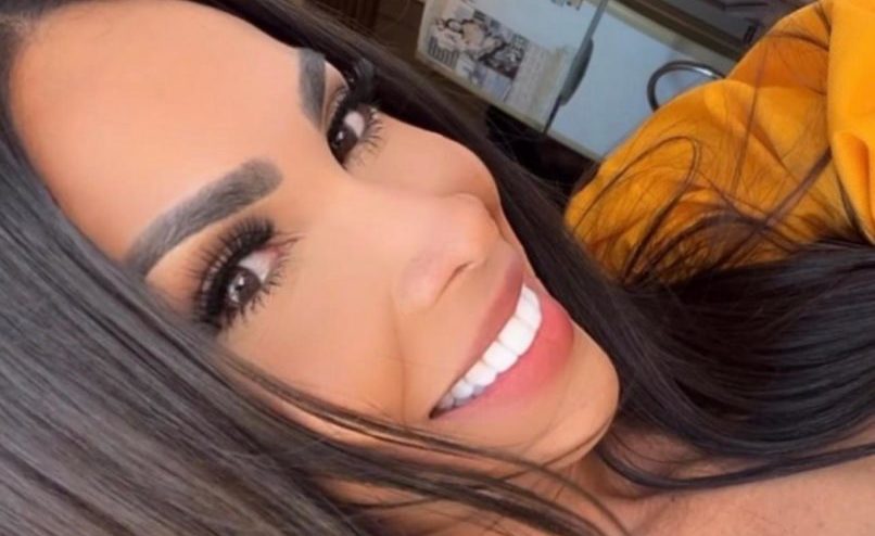 Ariella Mendonça 1