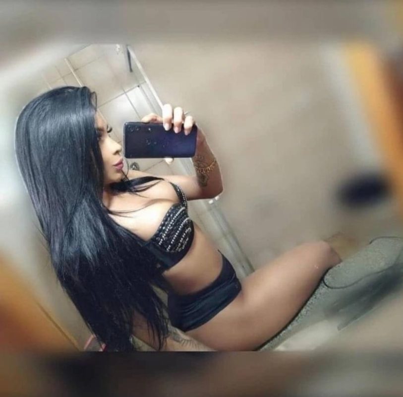 Ariella Mendonça 44