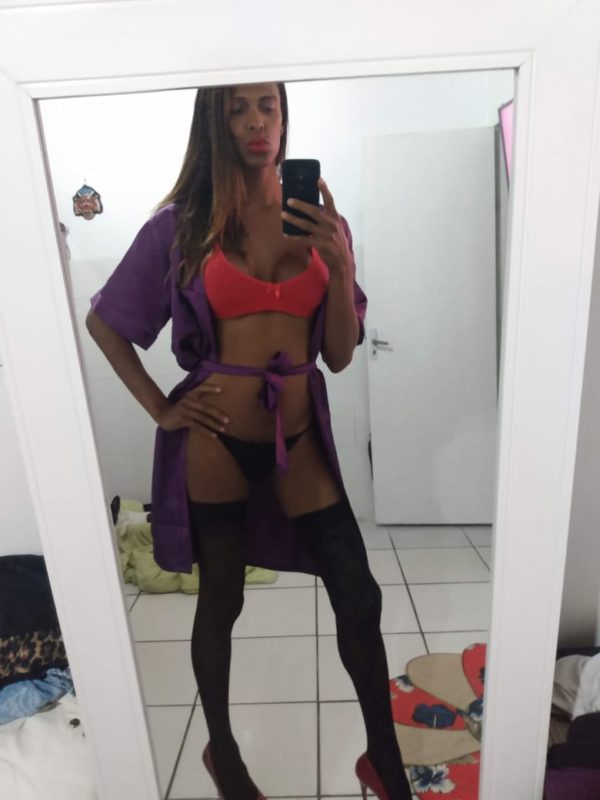 Dianna Banana 13