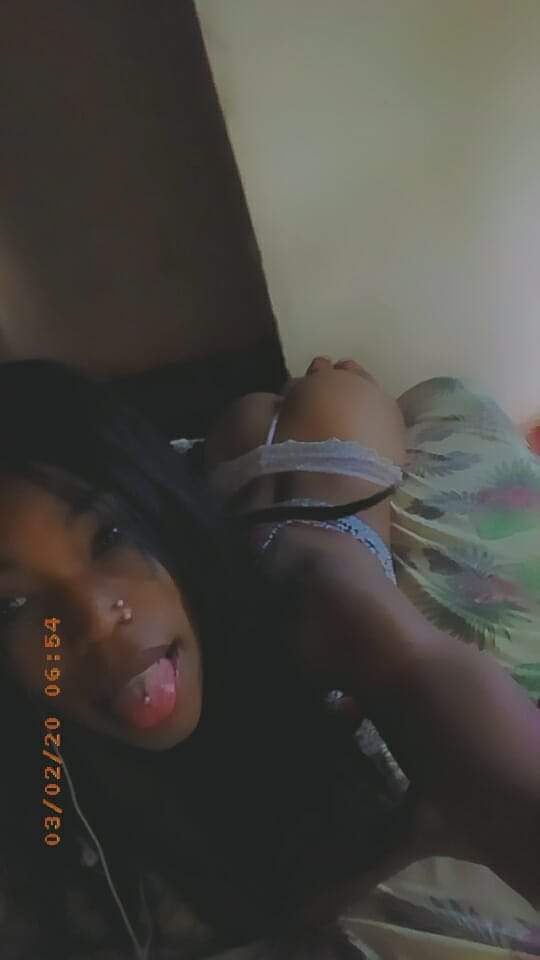 Sarah Maya 28