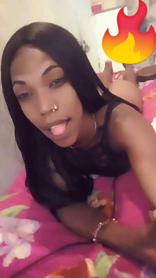 Sarah Maya 27