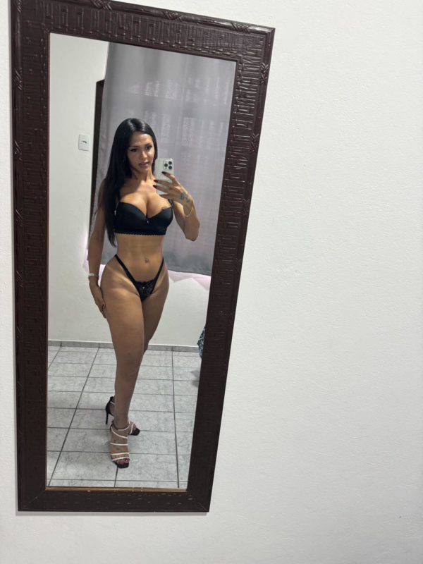 Jennifer Victoria 88