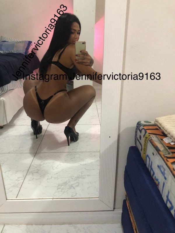 Jennifer Victoria 93