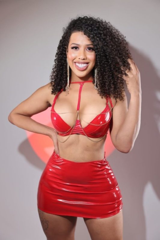 Yasmin Salimenni 111