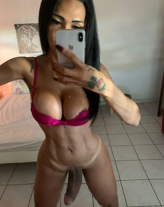 Jennifer Victoria 68