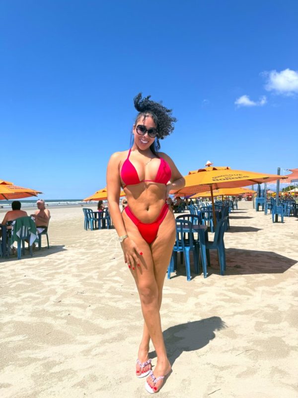 Yasmin Salimenni 66