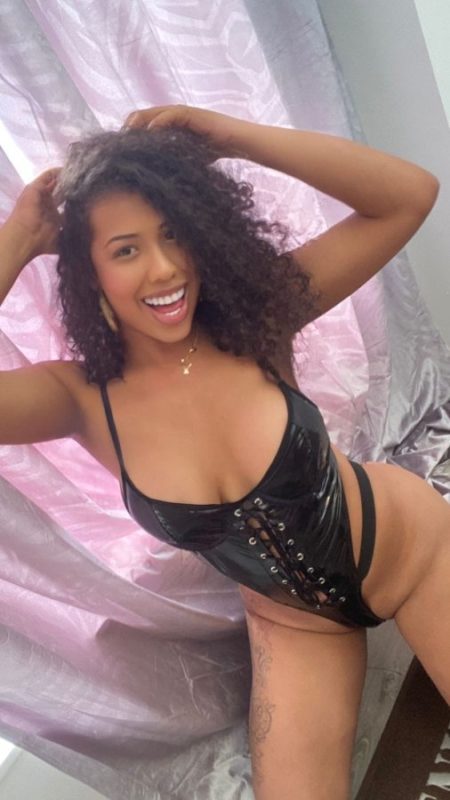 Yasmin Salimenni 34