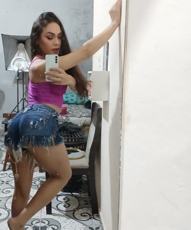 Alice Emanuelly 5