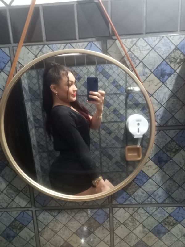 Alice Emanuelly 75