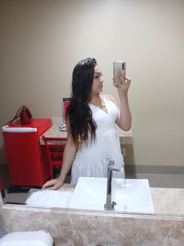 Alice Emanuelly 83