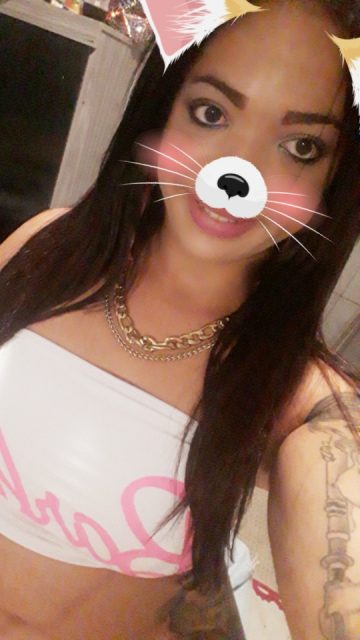 Ahgatha Ferraz 72