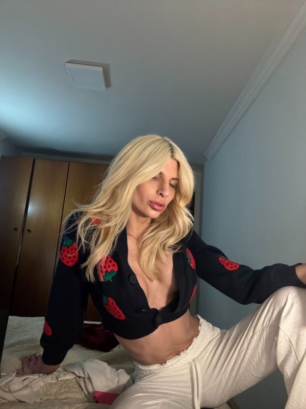 Larissa Walker 3