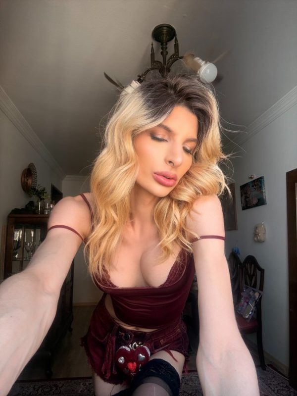 Larissa Walker 1