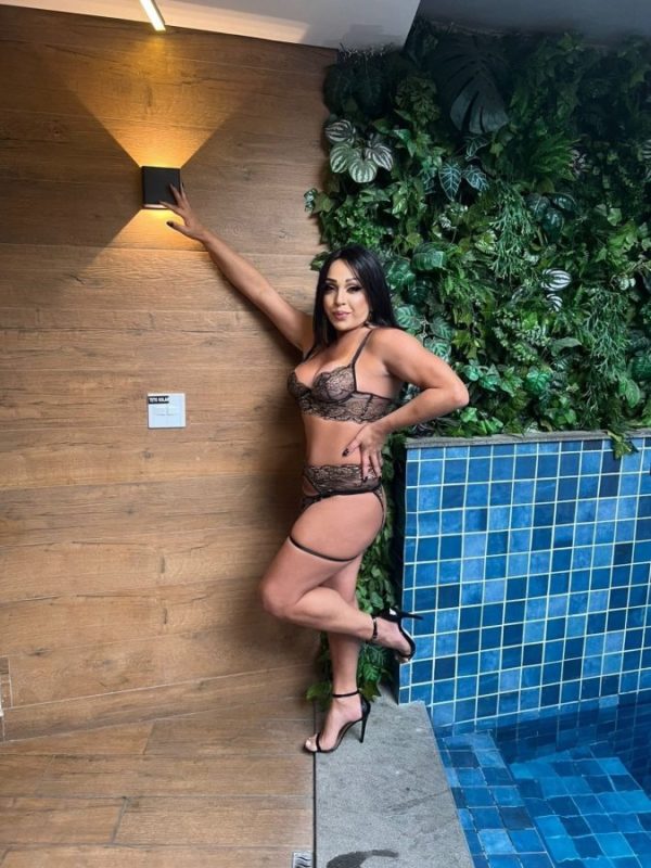 Adriana Macedo 5