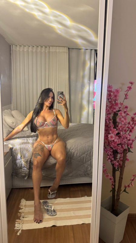 Paula Souza 22