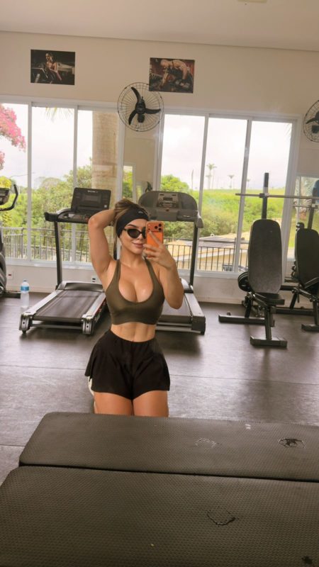 Brenda Laiara 30